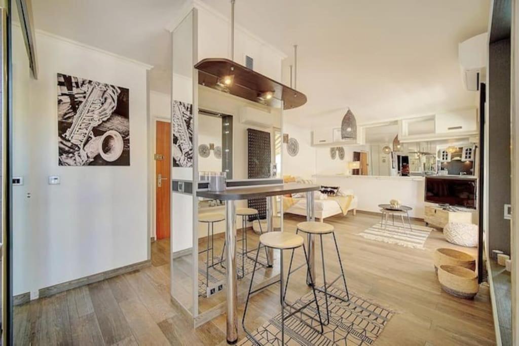 Beautiful 28M2 Studio With Balcony Cannes Kültér fotó